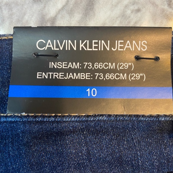 NWT Calvin Klein Jeans, straight fit, 28” inseam. - Picture 5 of 6